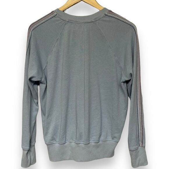 Sundry Clothing Grey Pullover Women's Size 1 (Small) - Picture 2 of 5